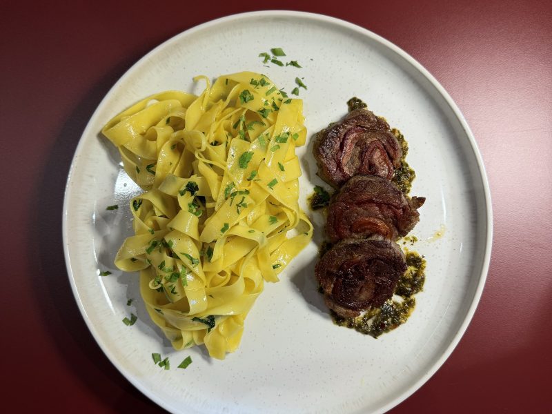 Involtino di Filetto, de Grattugia Restaurante Italiano