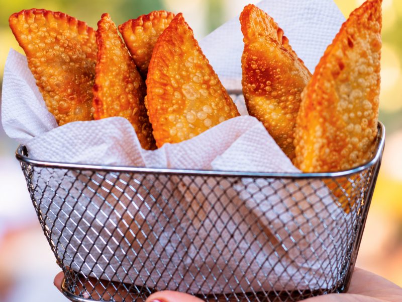 Pastelzinho de Carne Seca, de Quiosque Afonso Pena